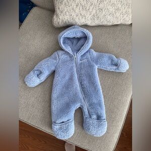 Nike Fuzzy Baby Bunting Suit size 3M